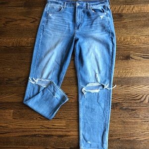 American Eagle Mom Jean